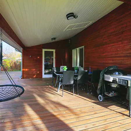 6 Person In Nysted-by Traum *